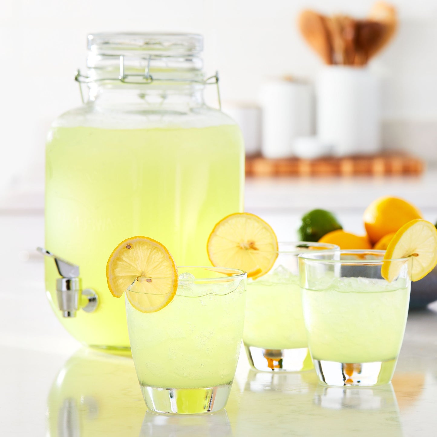 Great Value Lemonade, 26 Quart