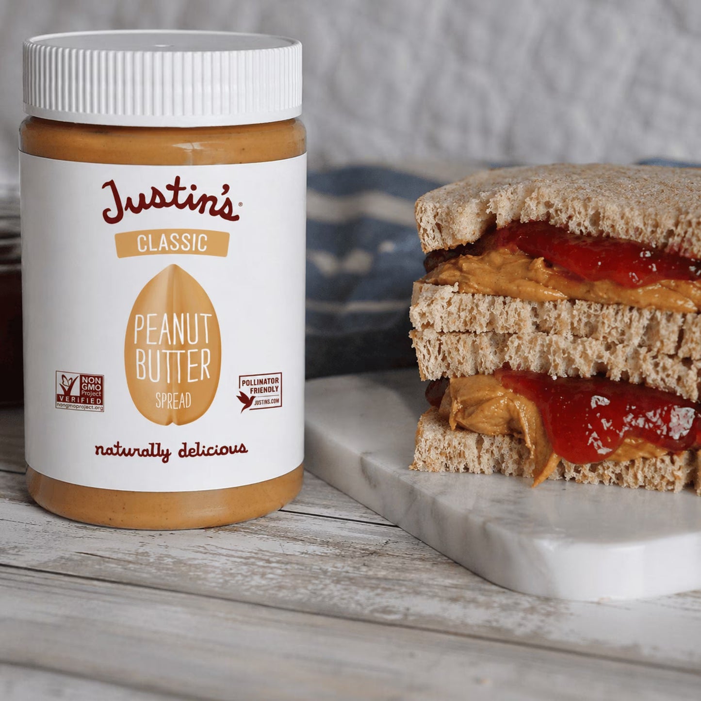 JUSTIN'S Classic Creamy Peanut Butter Spread, 28 oz Jar