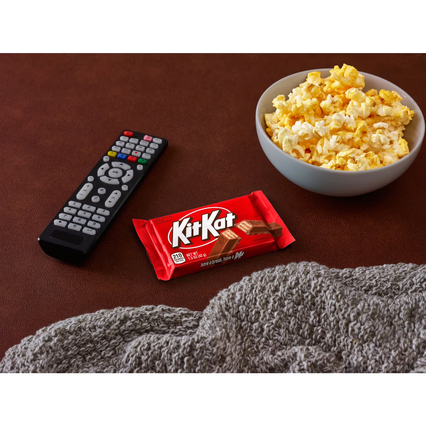 (3 pack)Kit Kat Milk Chocolate Wafer Candy, Bars 1.5 oz, 6 Count